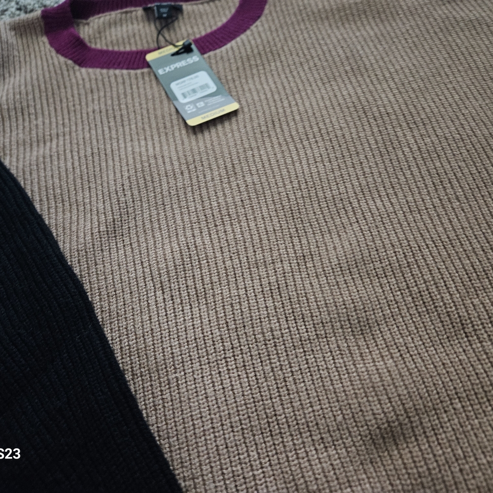 Express Ribbed Knit Sweater - Beige and Black